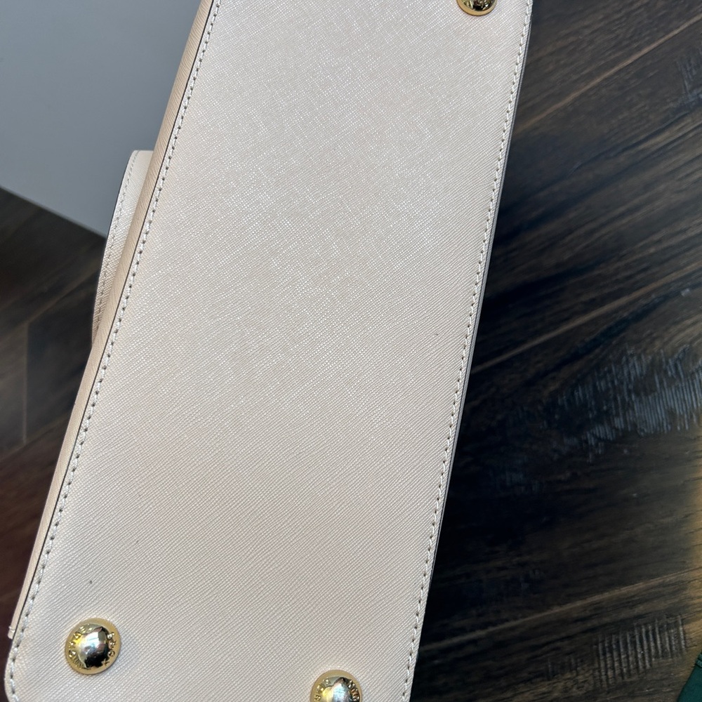 Michael Kors Blush Leather Tote - Picture 6 of 7